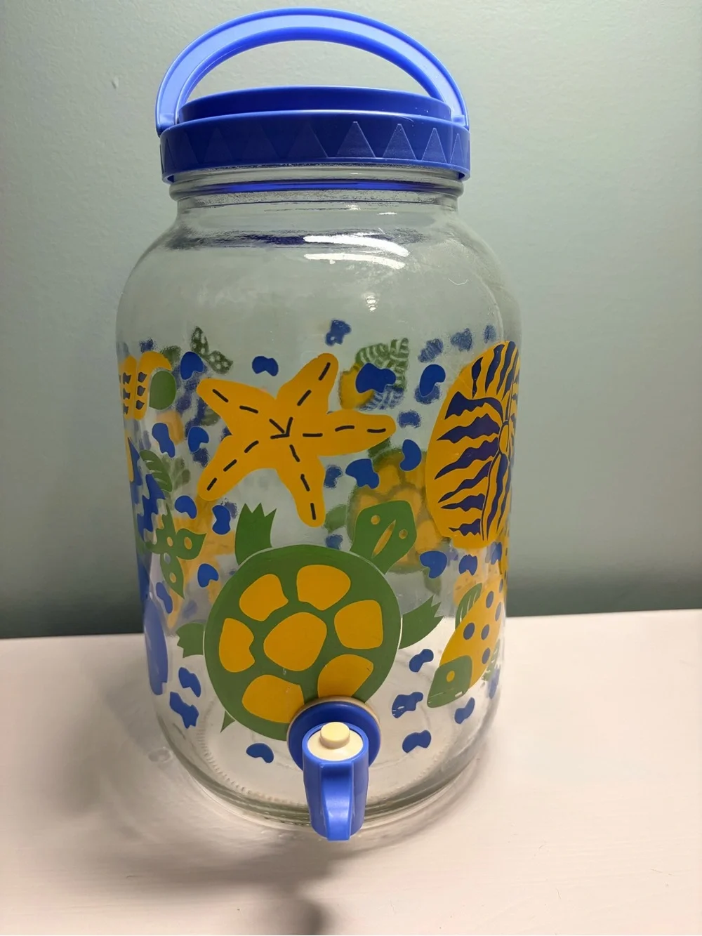 Sea life turtle starfish sun tea jar vintage with spout blue and green 1 gallon